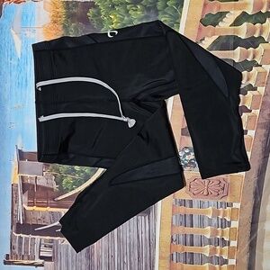 CW-X Black Crop Leggings Size Small‎